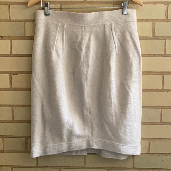 Eggshell wool skirt with - Picture 9 of 13